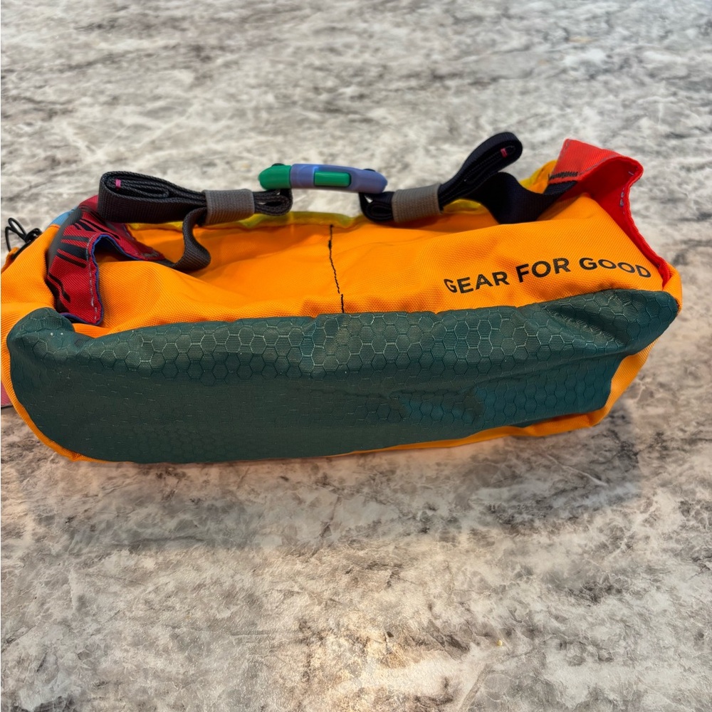 Cotopaxi Orange and Blue Hip Pack - Picture 4 of 4